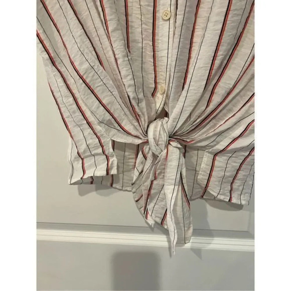 Vince Camuto Women's Short Sleeve Button Down Tie-Front Striped Top White Size S - Picture 8 of 9